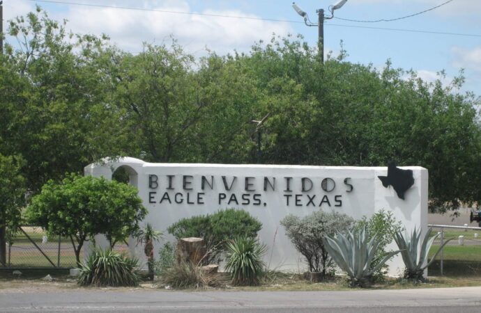 Bienvenidos,_Eagle_Pass iso 9001 eaglepass tx